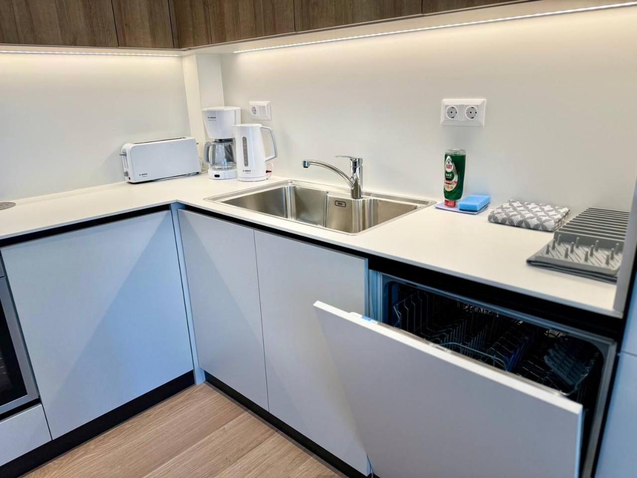 Lux Residence Ampelokipi Афины Экстерьер фото